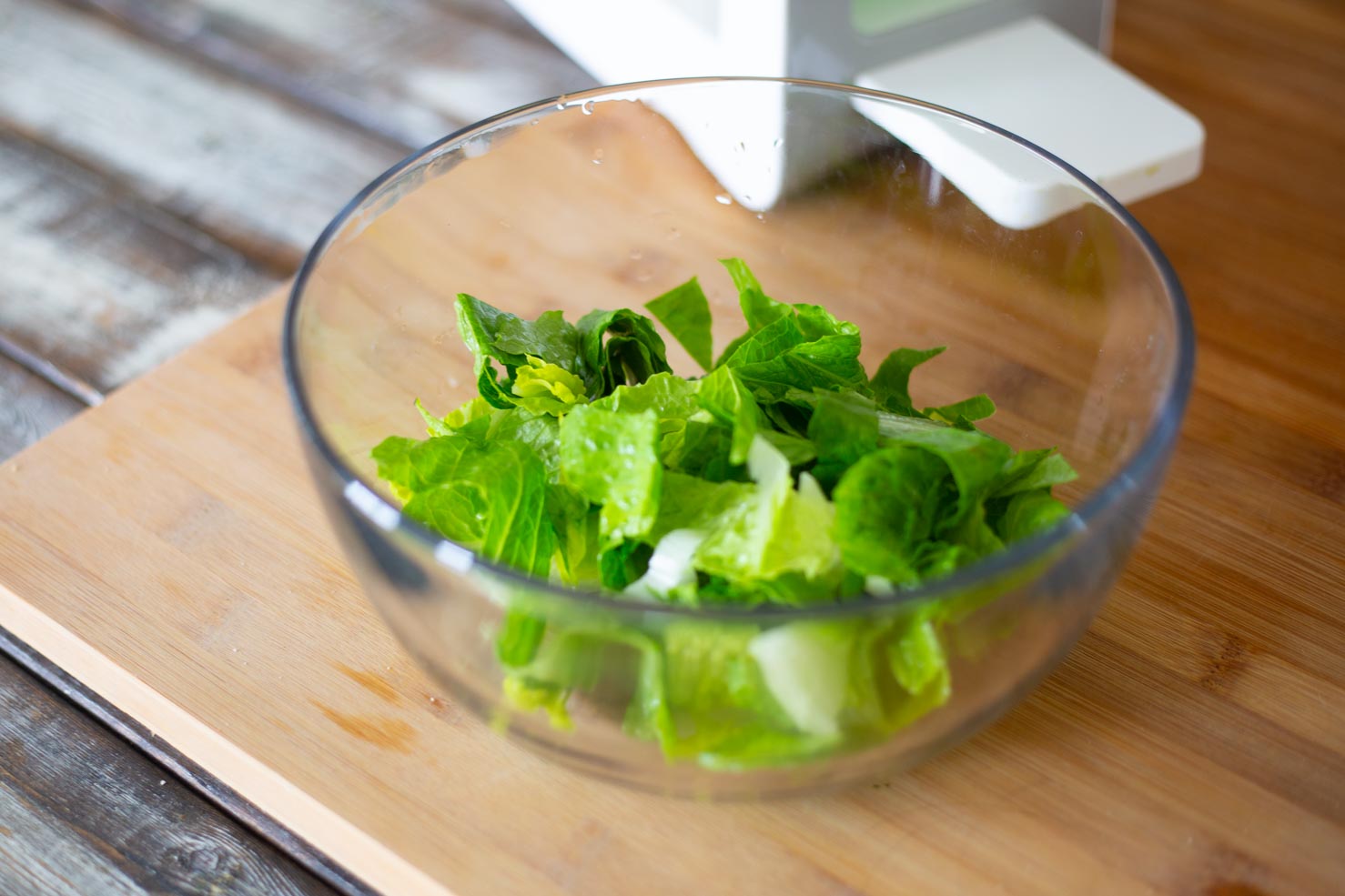 A bowl of romaine lettuce