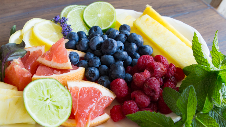 A plate of fruit for the cocktails 