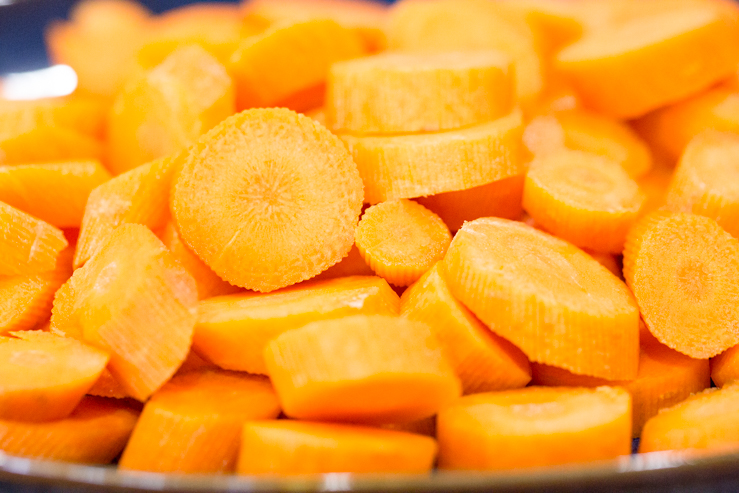 coins of carrot for escabeche