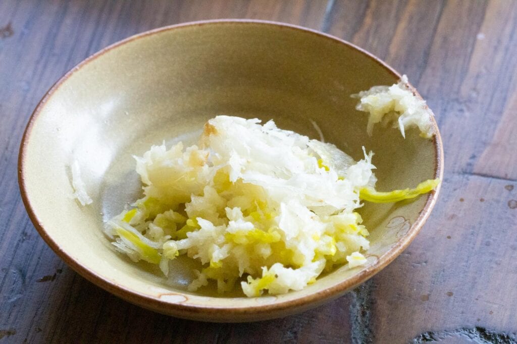 Freshly minced garlic for the beef fajita marinade