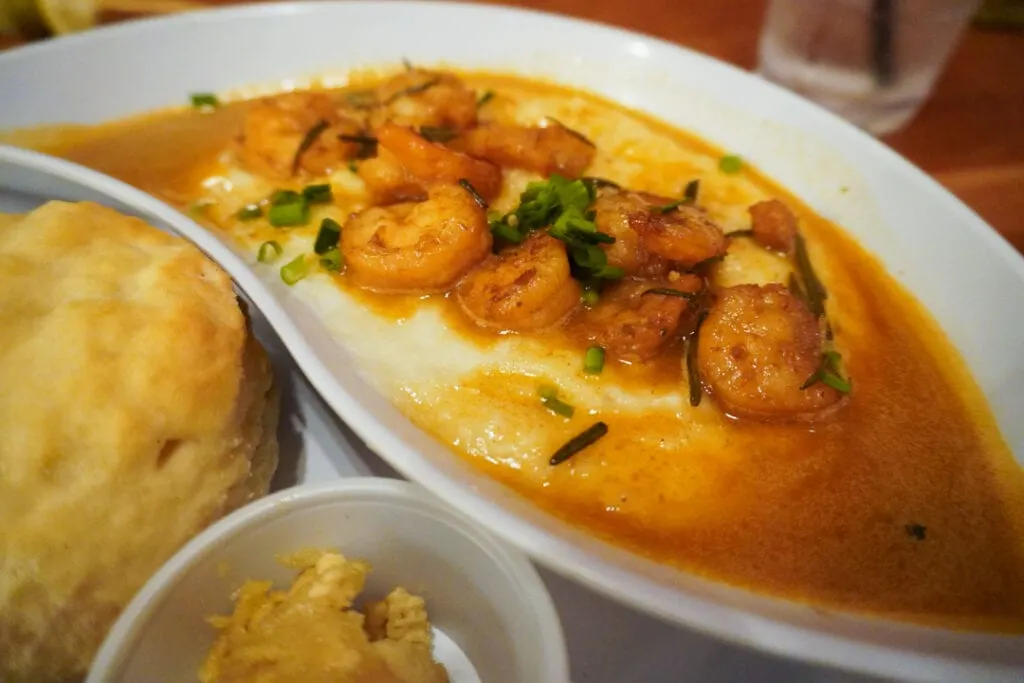 Barbecue Shrimp and Grits from New Orleans 