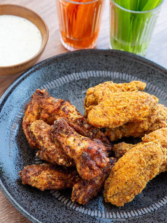 The Best Crispy and Low Carb Chicken Wings Recipe